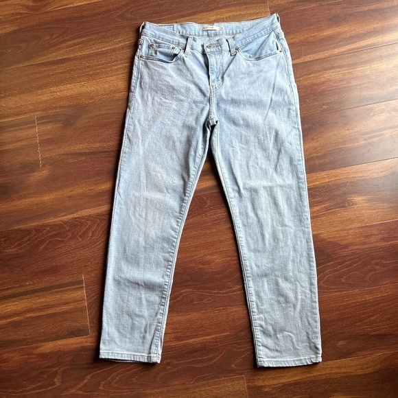 LEVI'S Boyfriend Light Washed Jeans  size 28 - Picture 1 of 4